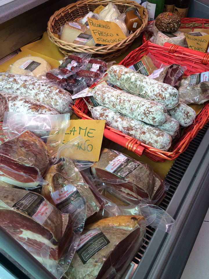 MACELLERIA ROCCHIGIANI